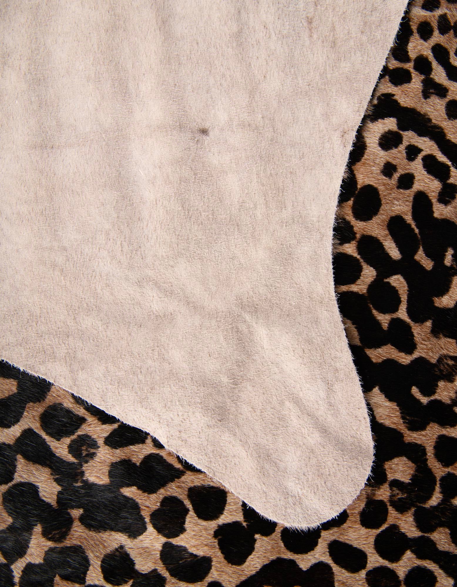 5' 7 x 6' 3 Cowhide Leather Rug