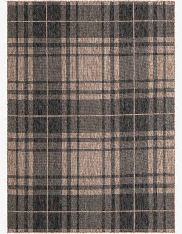 5' 3 x 7' Easy-Clean Checkered Indoor / Outdoor Rug