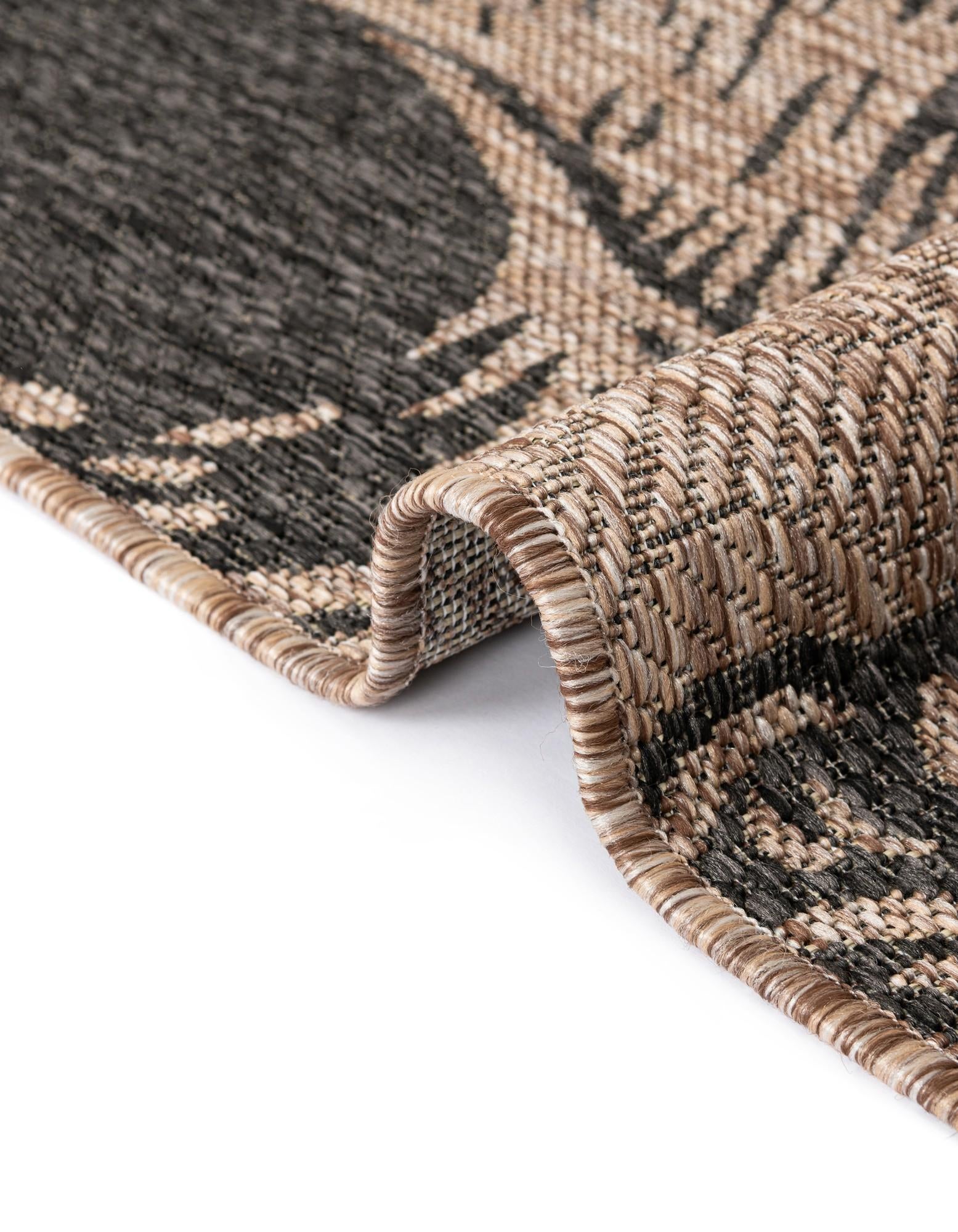 5' 3 x 7' Easy-Clean Coastal Indoor / Outdoor Rug