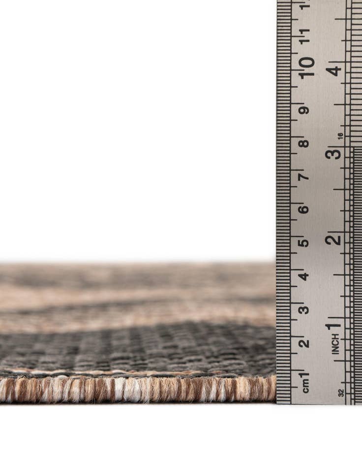 Detail image of 5' 3 x 7' Easy-Clean Coastal Indoor / Outdoor Rug