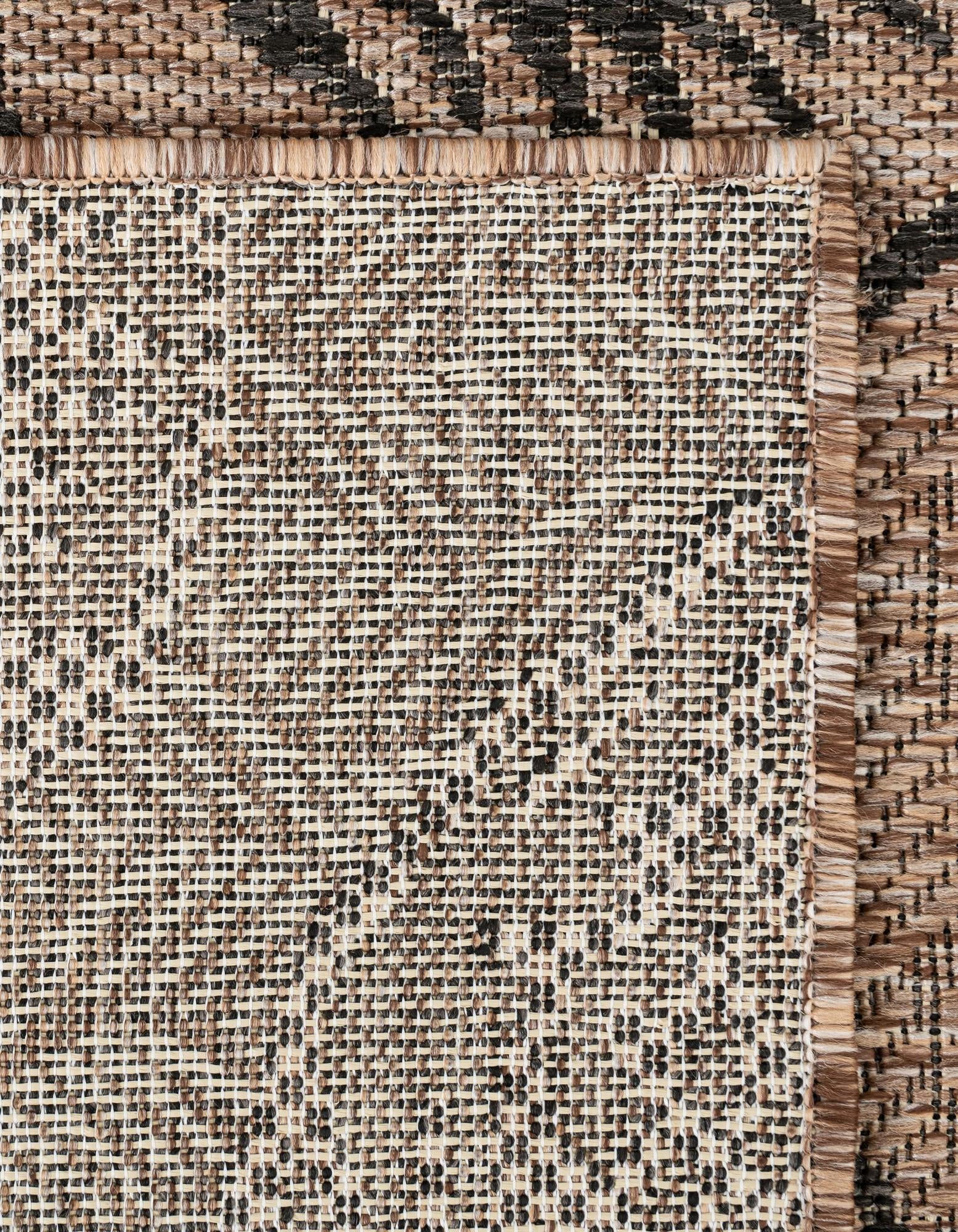 5' 3 x 7' Easy-Clean Coastal Indoor / Outdoor Rug