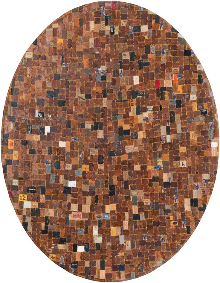 Detail image of 7' 10 x 7' 10 Jean Leather Tag Round Rug
