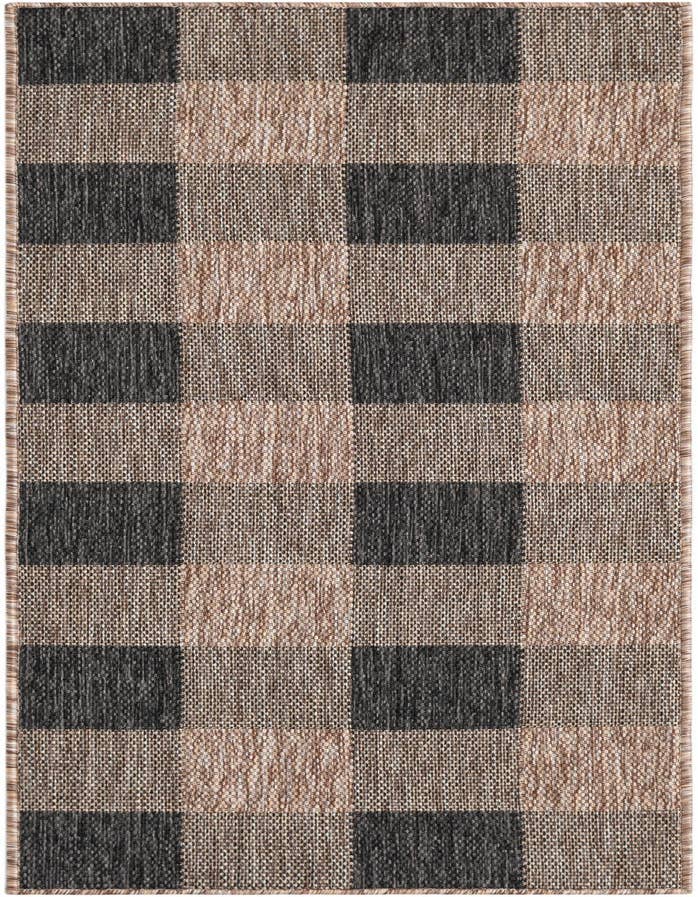 Detail image of 2' x 6' Easy-Clean Checkered Indoor / Outdoor Runner Rug