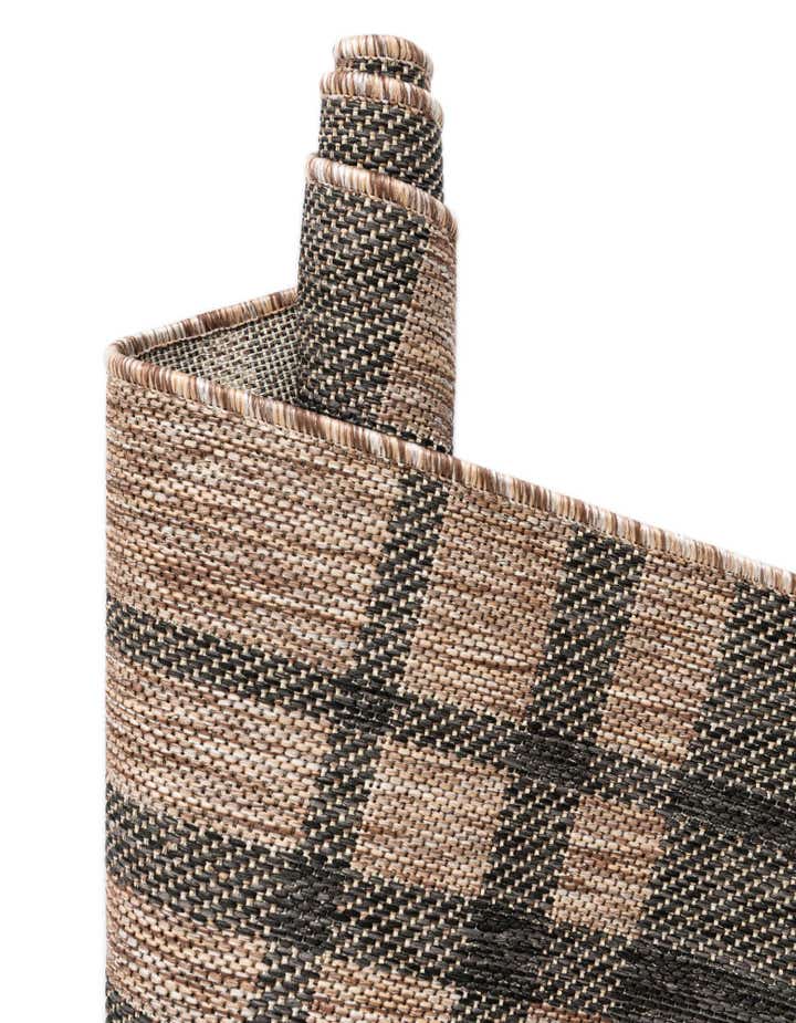 2' x 5' 3 Easy-Clean Checkered Indoor / Outdoor Runner Rug