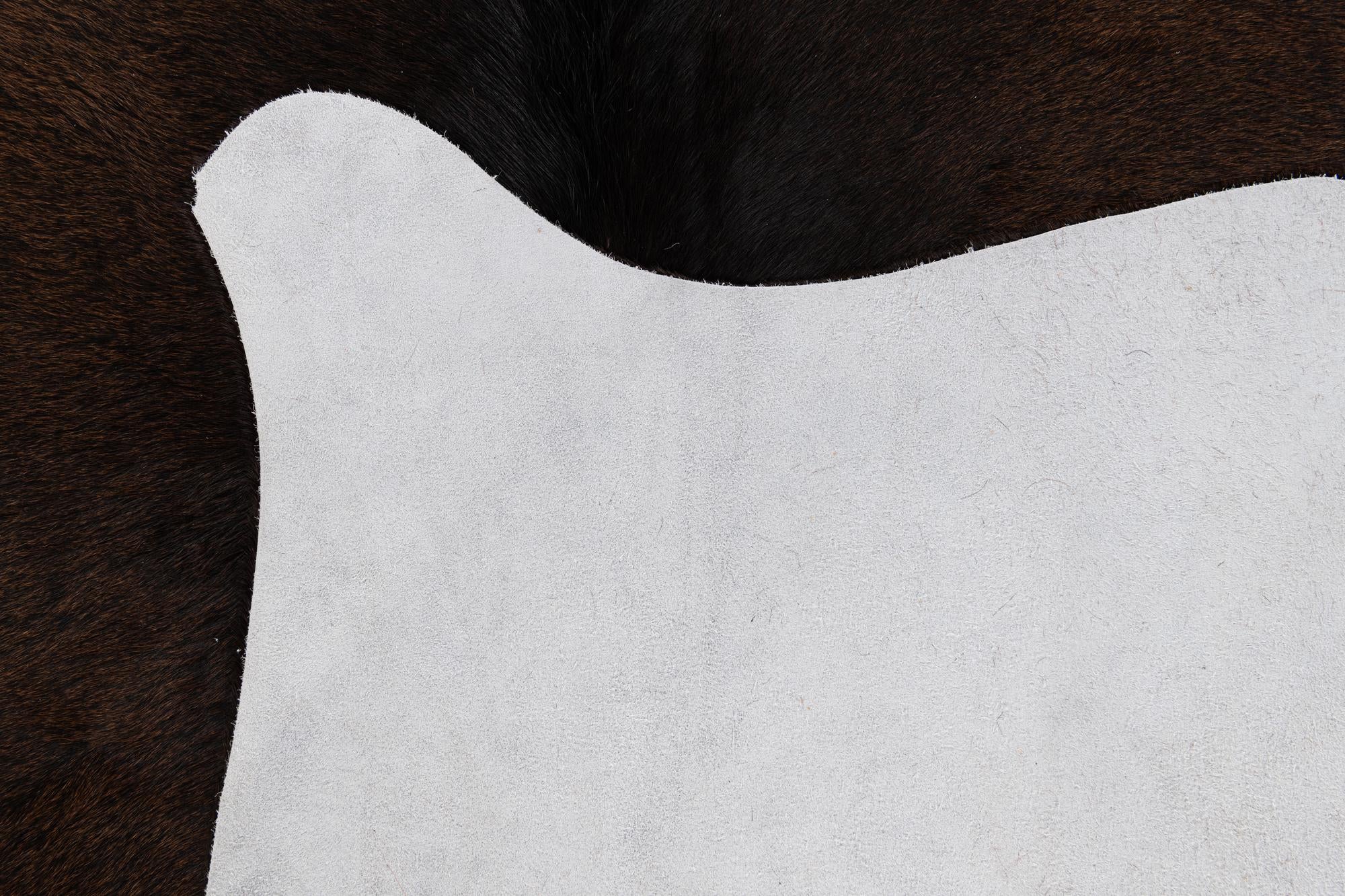4' 5 x 4' 9 Cowhide Leather Square Rug