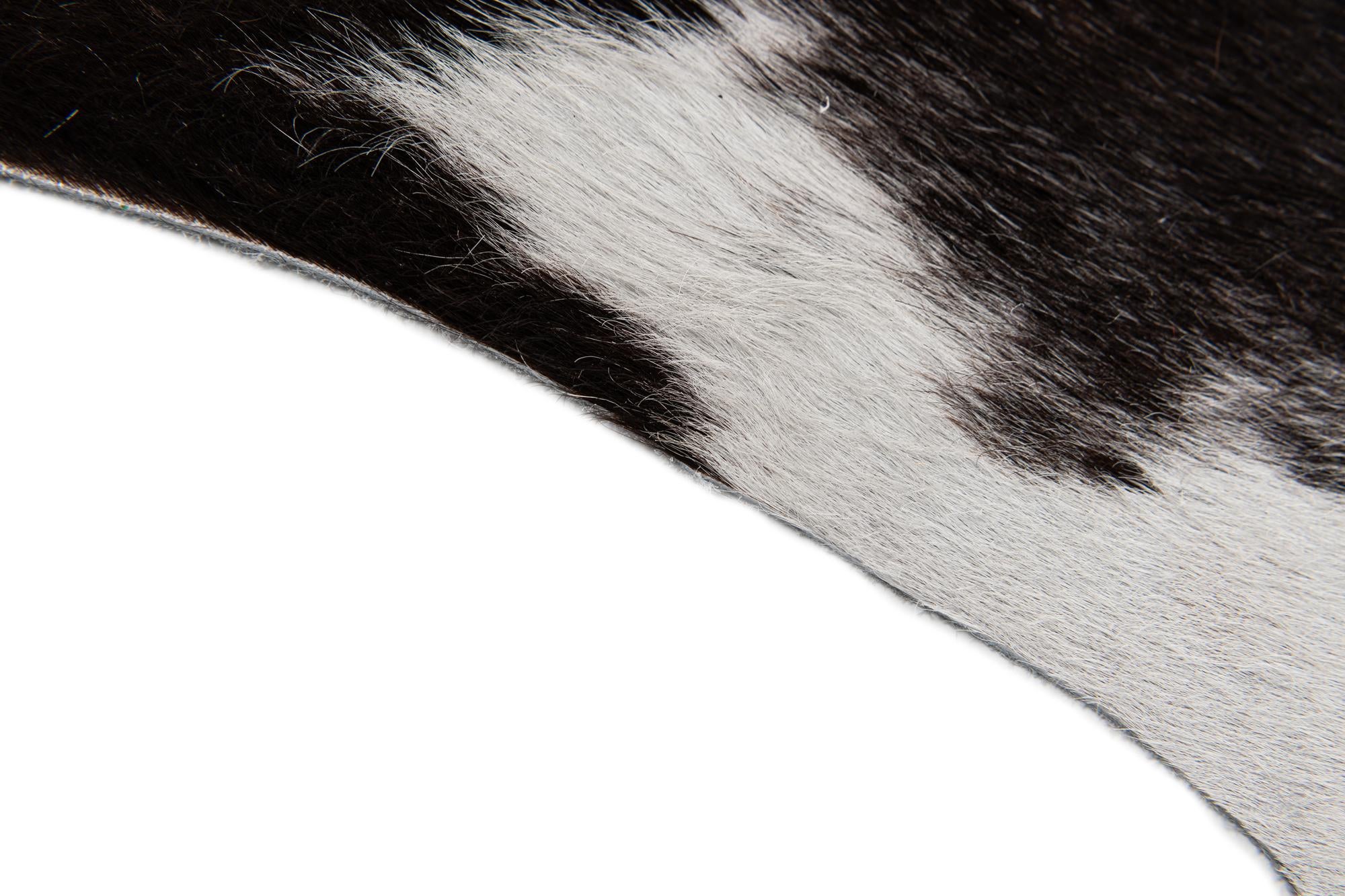 4' 5 x 4' 11 Cowhide Leather Square Rug