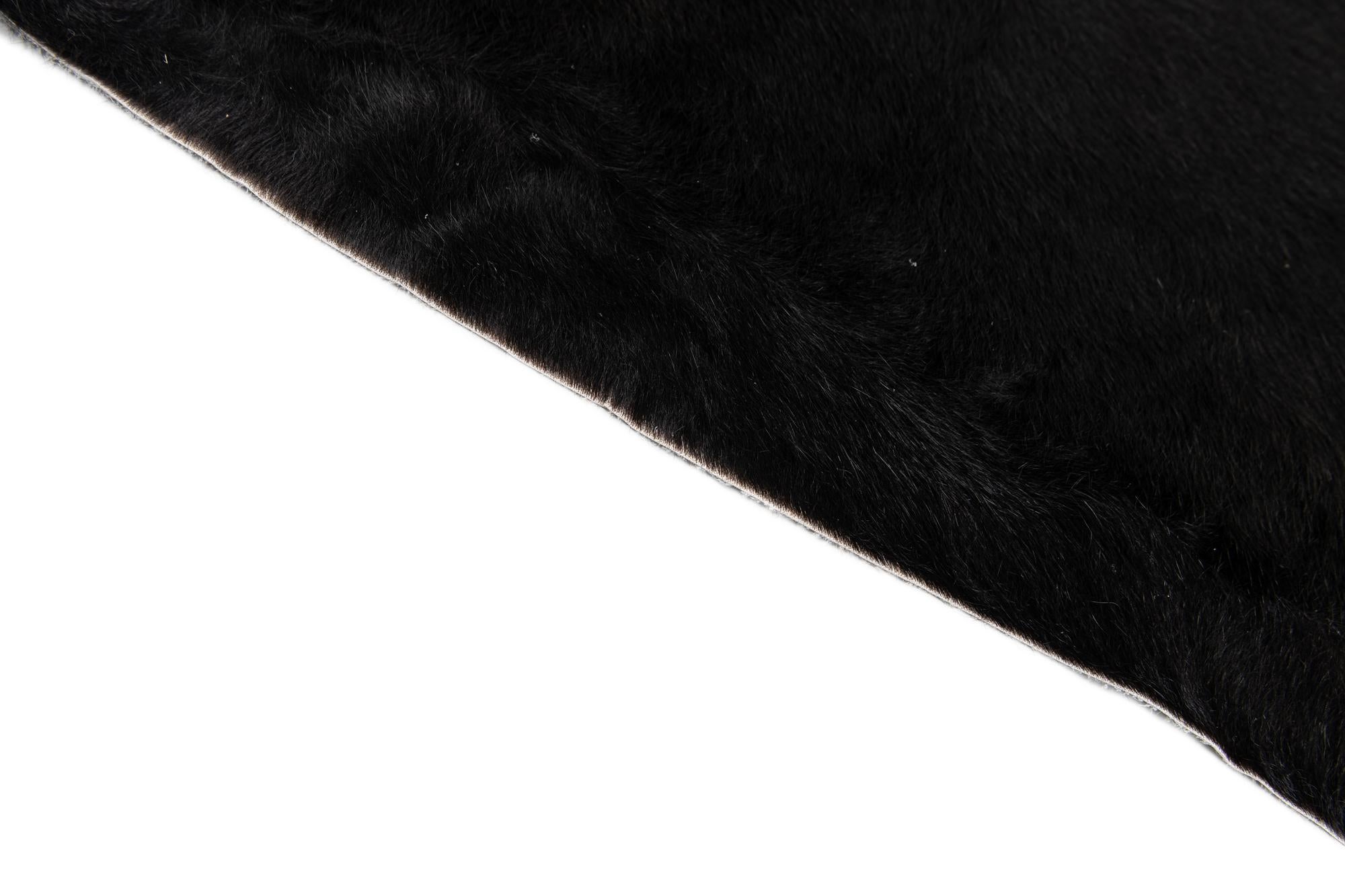 6' 6 x 6' 11 Cowhide Leather Square Rug