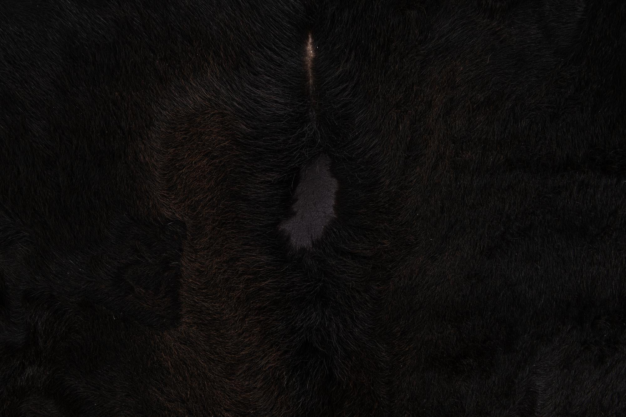 6' 6 x 6' 11 Cowhide Leather Square Rug