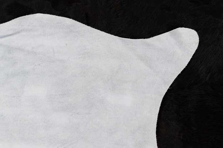 6' 6 x 6' 11 Cowhide Leather Square Rug