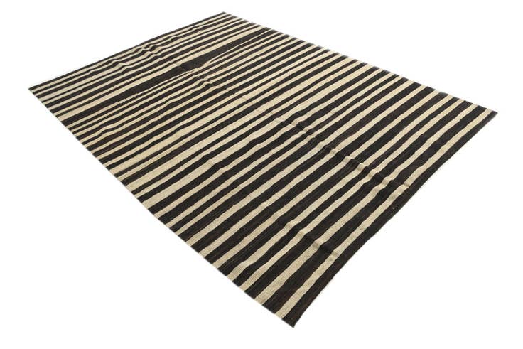 Detail image of 5' 10 x 8' Hand Woven Kilim Modern Wool Rug