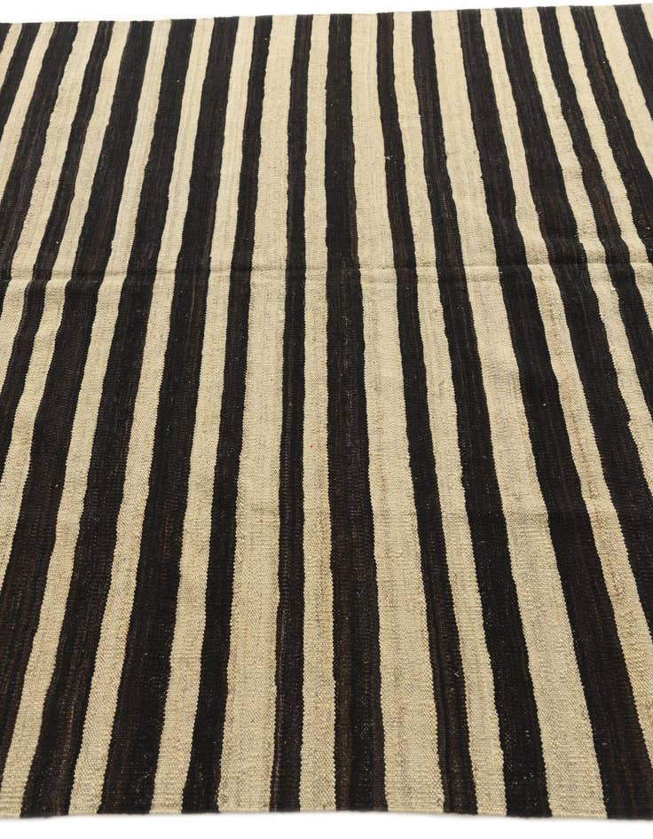 Detail image of 5' 10 x 8'  Hand Woven Kilim Modern Wool Rug