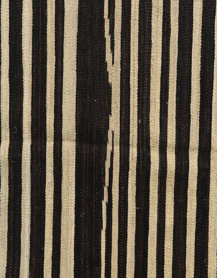 Detail image of 5' 10 x 8'  Hand Woven Kilim Modern Wool Rug