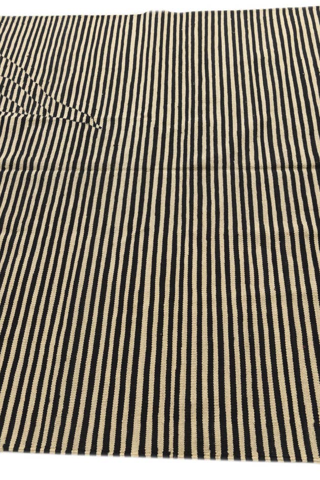 Detail image of 5' 7 x 7' 10 Hand Woven Kilim Modern Wool Rug