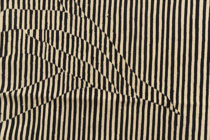 5' 7 x 7' 10 Hand Woven Kilim Modern Wool Rug