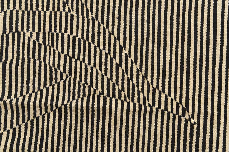 Detail image of 5' 7 x 7' 10 Hand Woven Kilim Modern Wool Rug