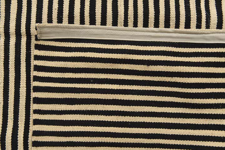 5' 7 x 7' 10 Hand Woven Kilim Modern Wool Rug