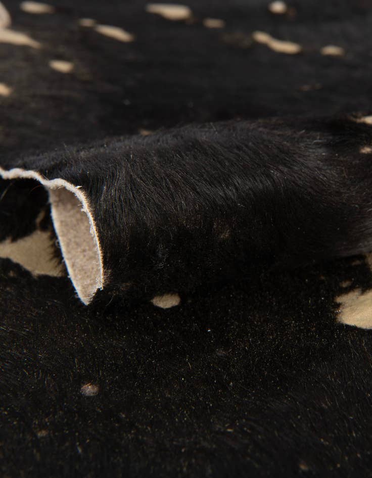 Detail image of 5' 7 x 6' 3 Cowhide Leather Rug