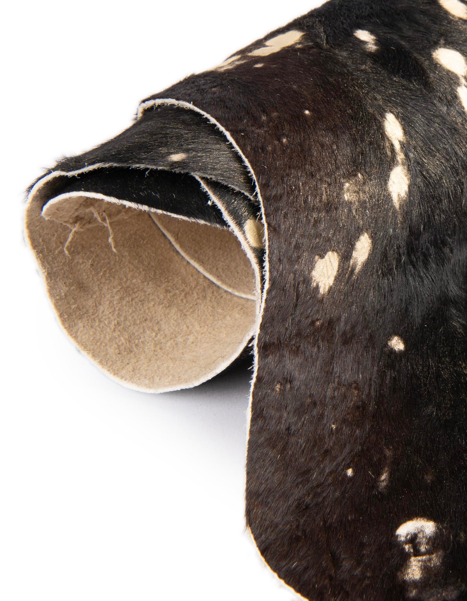 5' 7 x 6' 3 Cowhide Leather Rug