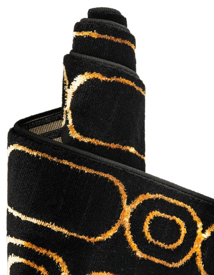 Detail image of 10' x 10' Vogue Geo Round Rug