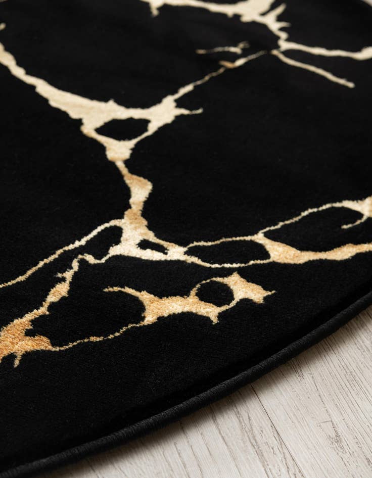 Detail image of 7' 10 x 7' 10 Vogue Geo Round Rug
