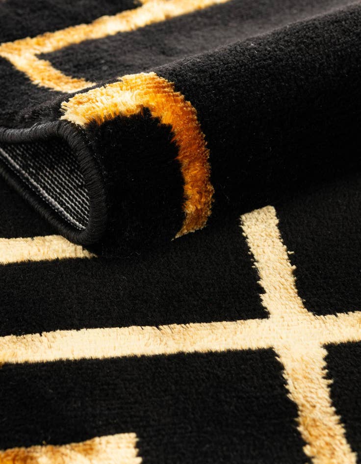 Detail image of 2' 7 x 12'  Marilyn Monroe&trade; Glam Deco Runner Rug