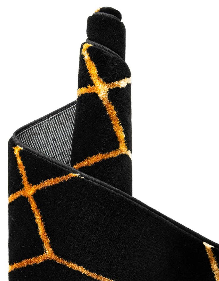 Detail image of 2' 7 x 12'  Marilyn Monroe&trade; Glam Trellis Runner Rug