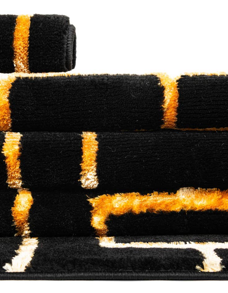 Detail image of 10' x 10' Marilyn Monroe™ Glam Deco Square Rug