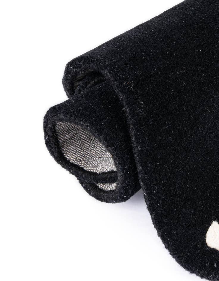 Detail image of 5' 1 x 7' 1 Playtime Kids Wool Freeform Rug