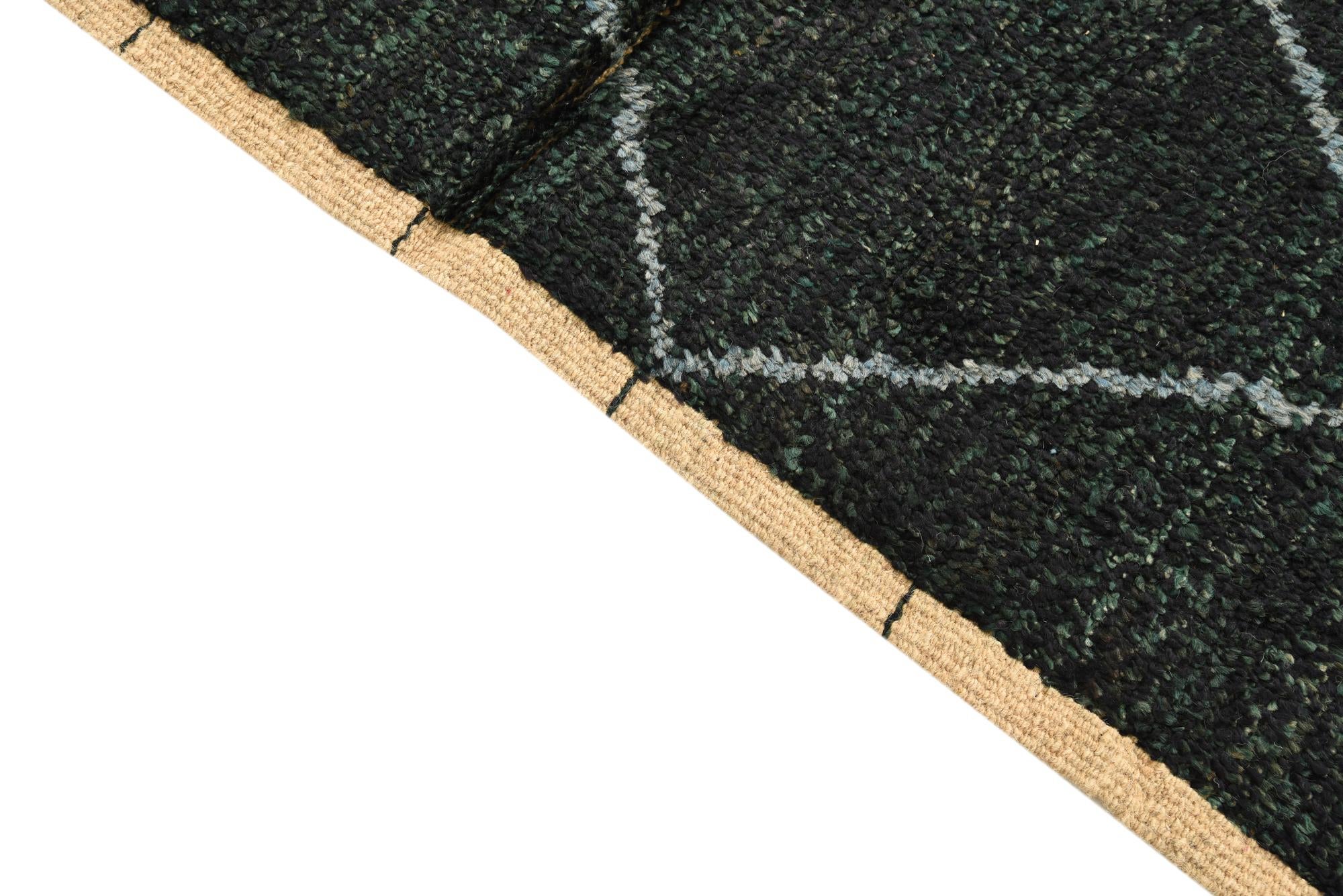 5' 5 x 8' 2 Hand Knotted Moroccan Wool Rug