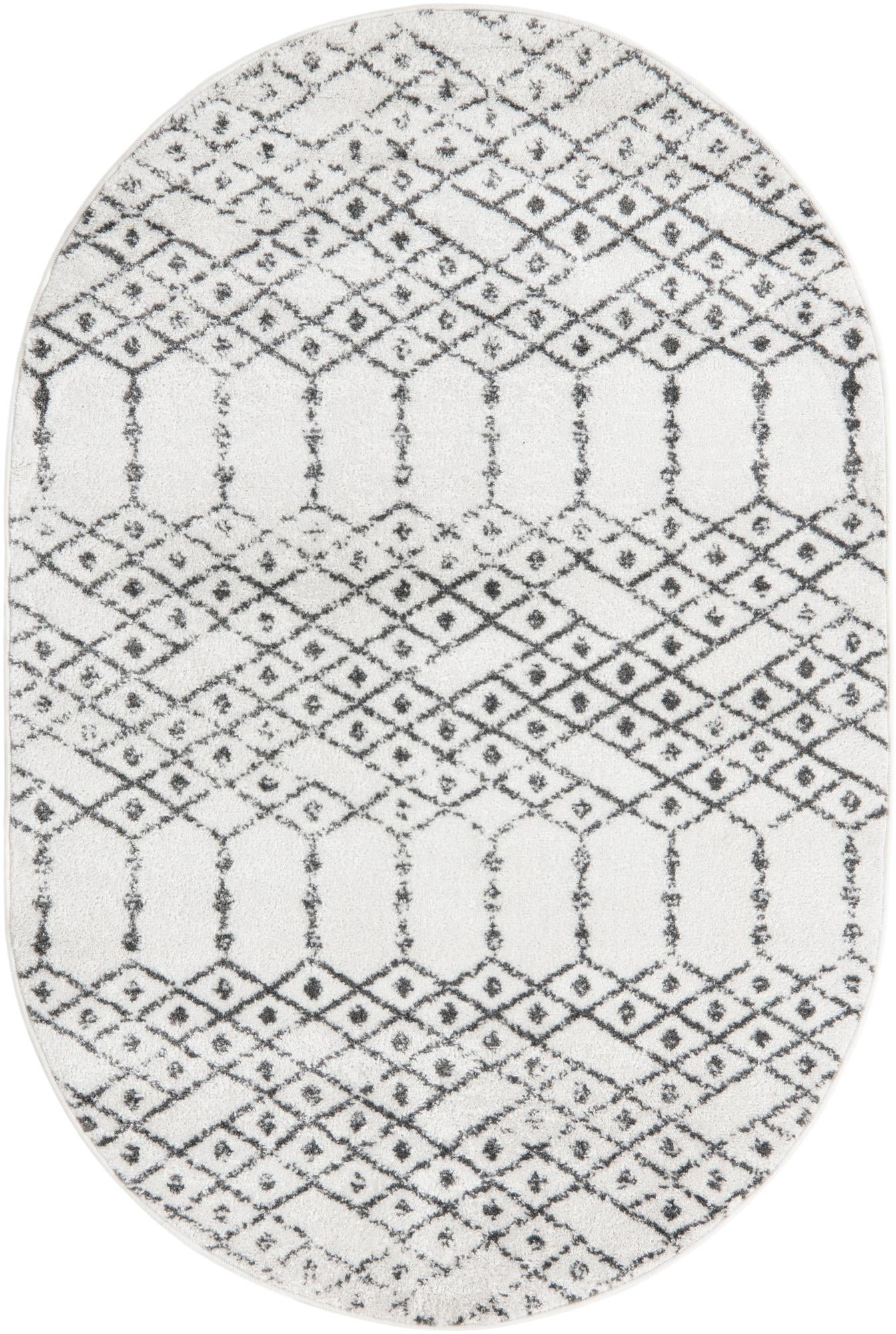 4' x 6' Paxon Trellis Oval Rug