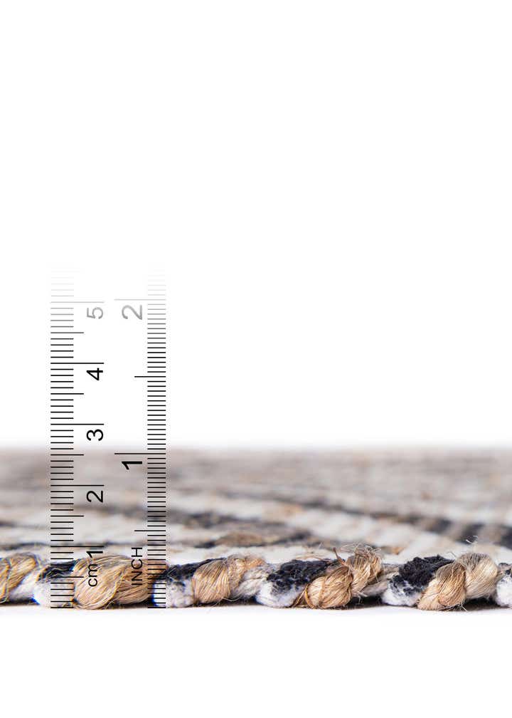 4' 1 x 6' 1 Hand Woven Chenille Jute Rug