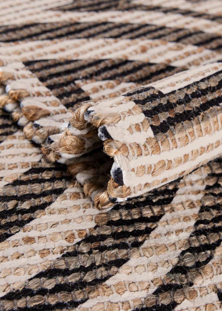 4' 1 x 6' 1 Hand Woven Chenille Jute Rug