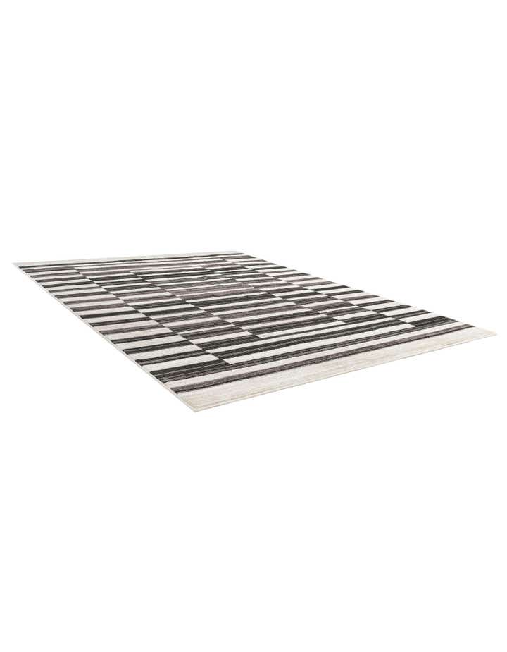 7' 10 x 10' Odyssey Rug