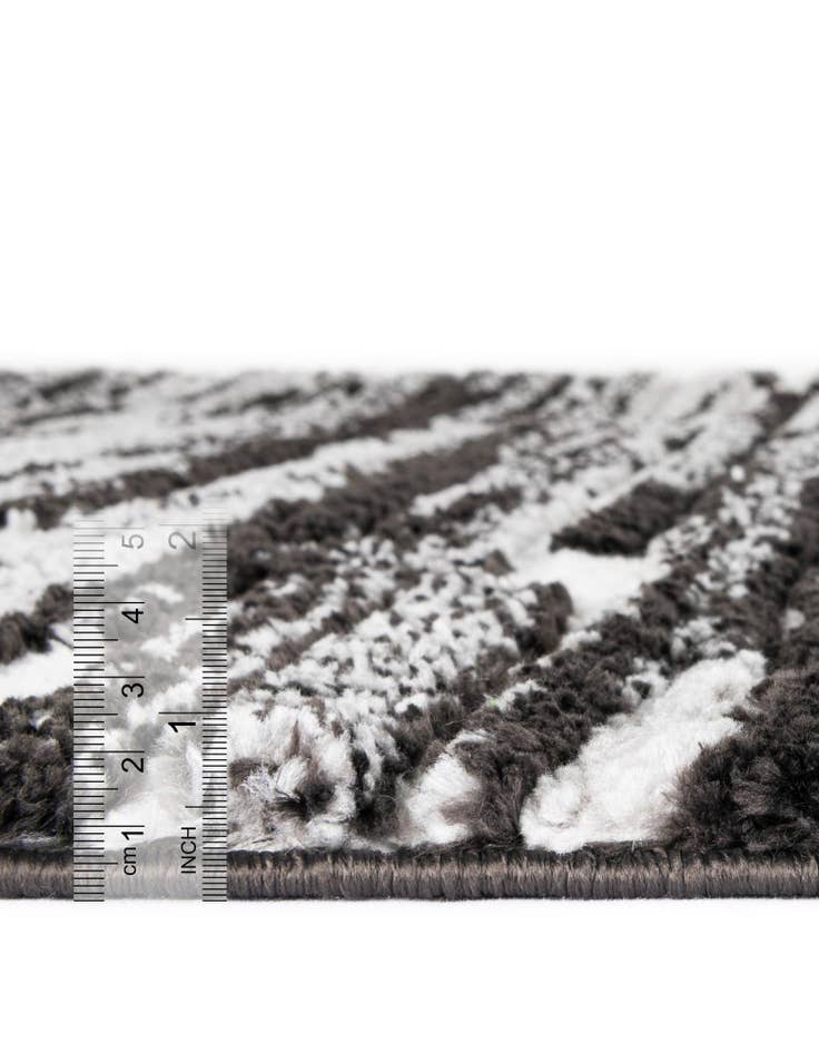 Detail image of 5' x 8' Sepia Rug