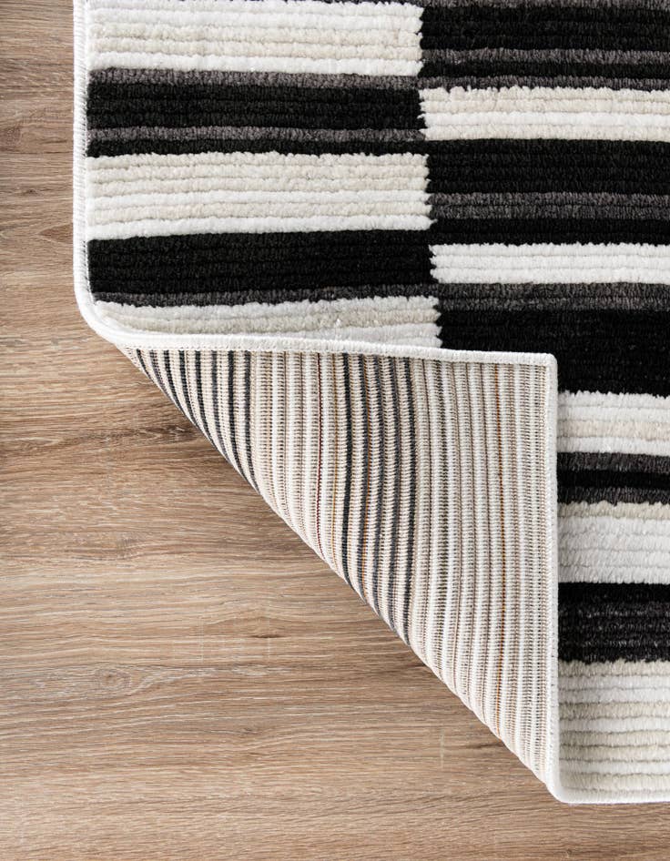 Detail image of 2' x 6' Odyssey Runner Rug