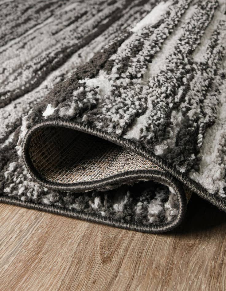 Detail image of 2' 7 x 10' Sepia Runner Rug