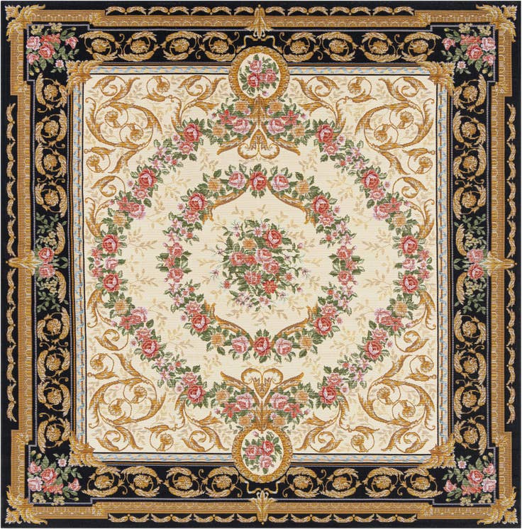 Detail image of 7' 10 x 7' 10 Easy-Clean Traditional Indoor / Outdoor Square Rug