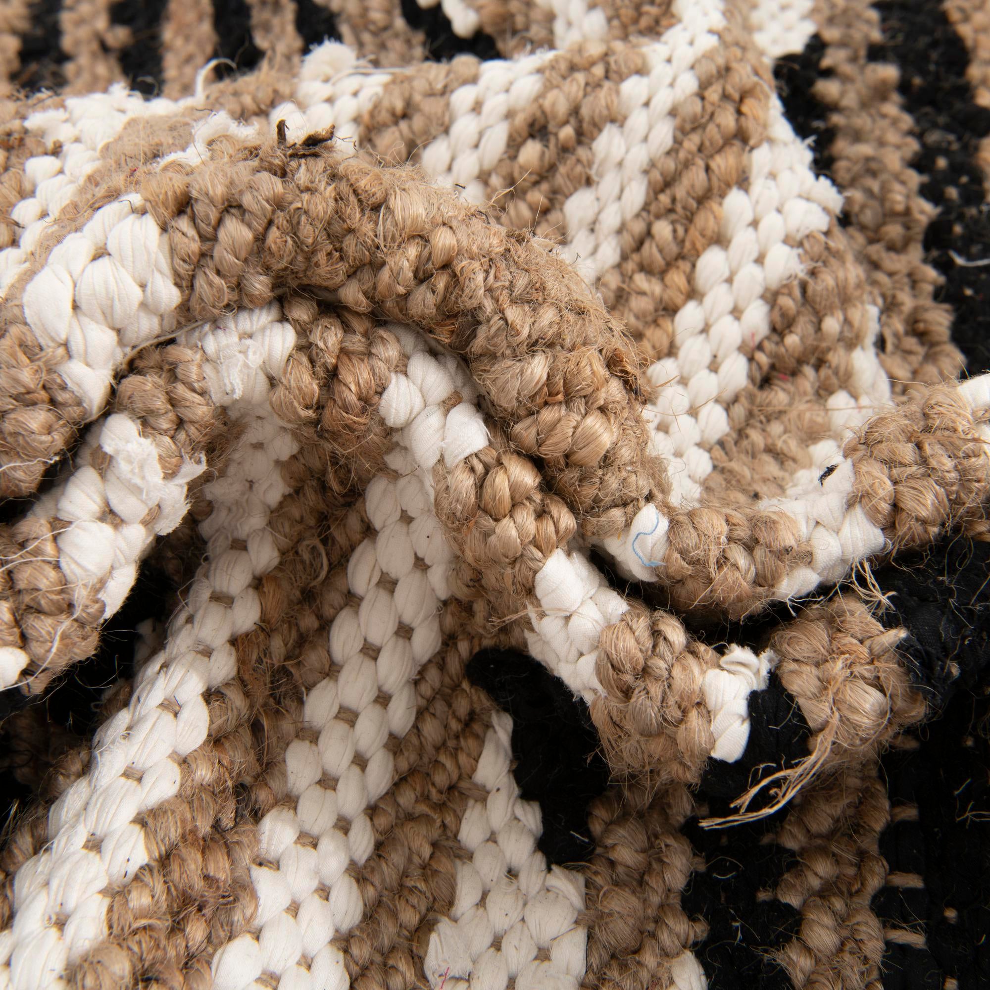 7' 10 x 10' Hand Woven Chindi Jute Rug