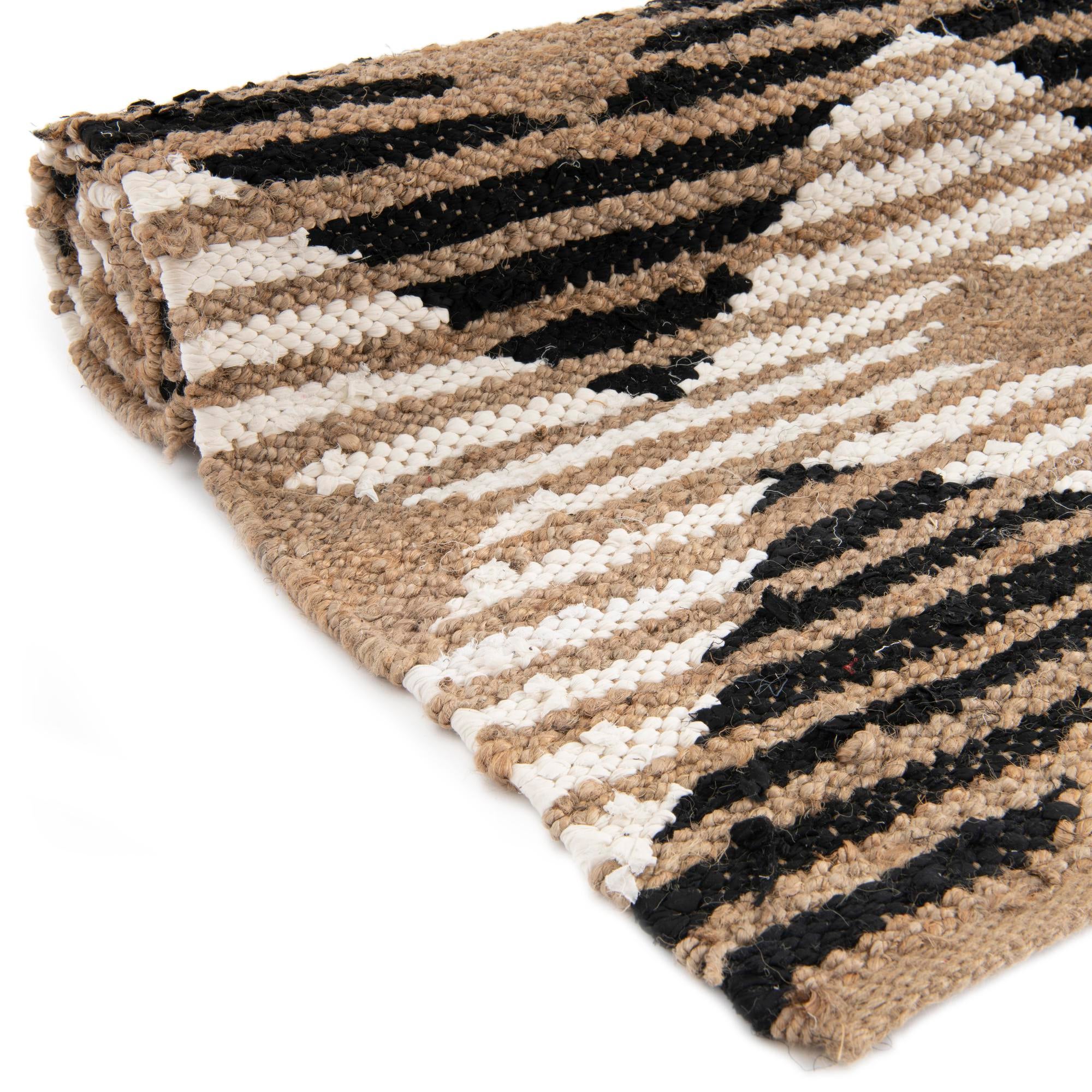 7' 10 x 10' Hand Woven Chindi Jute Rug