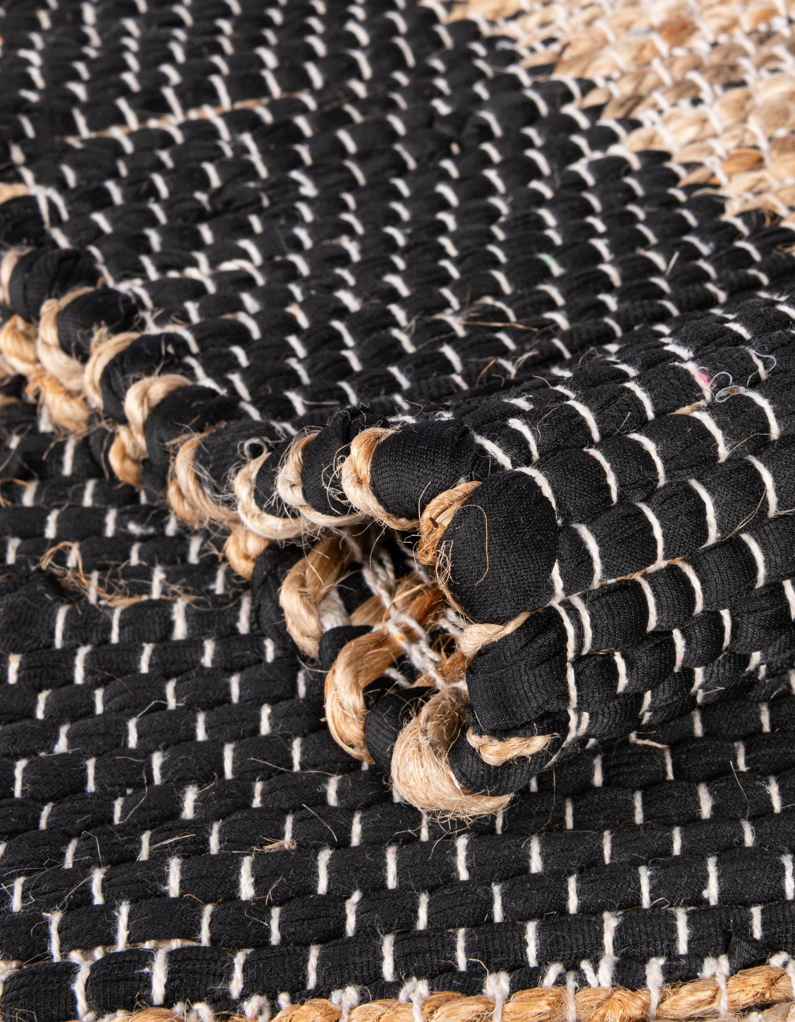 2' 6 x 9' Hand Woven Chindi Jute Runner Rug