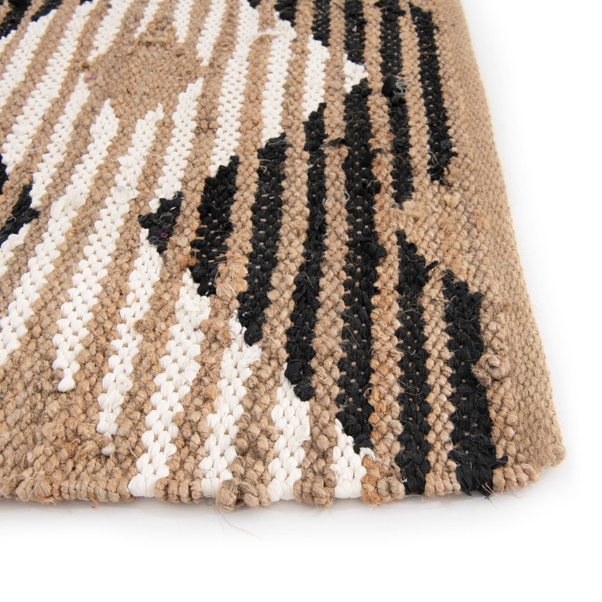 2' 7 x 12' Hand Woven Chindi Jute Runner Rug