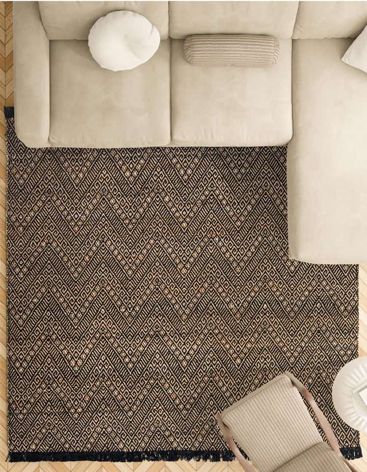 6' 1 x 6' 1 Handmade Braided Jute Square Rug