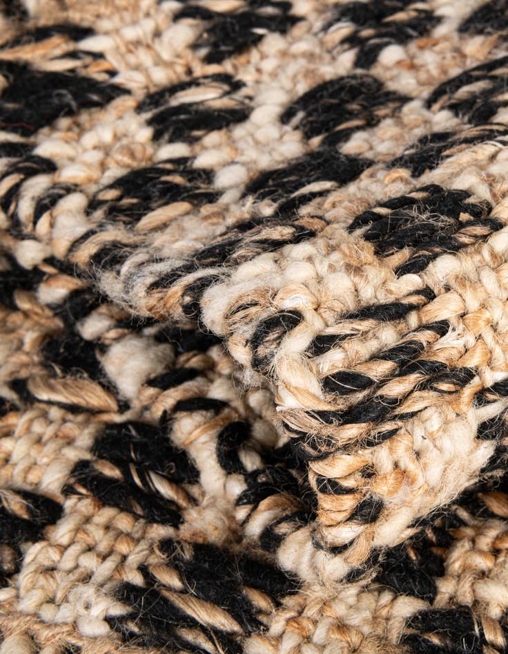 Detail image of 7' 10 x 7' 10 Hand Woven Checkered Jute Wool Square Rug