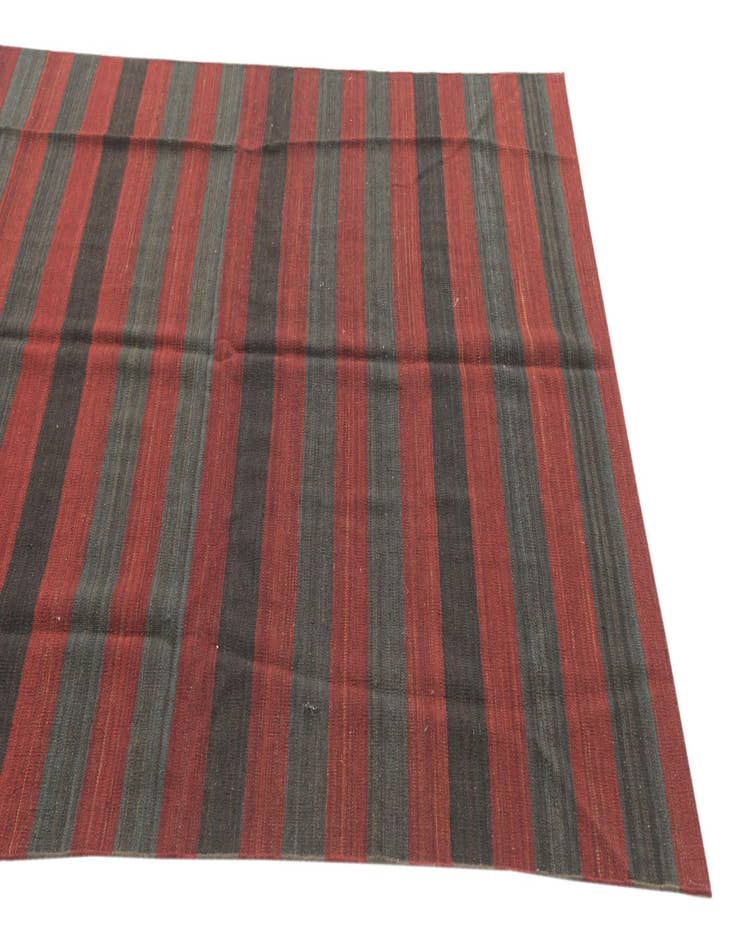 Detail image of 5' 5 x 9' 7  Hand Woven Kilim Modern Wool Rug