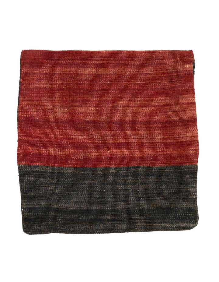 1' 5 x 1' 6 Hand Woven Pillow Wool Square Rug