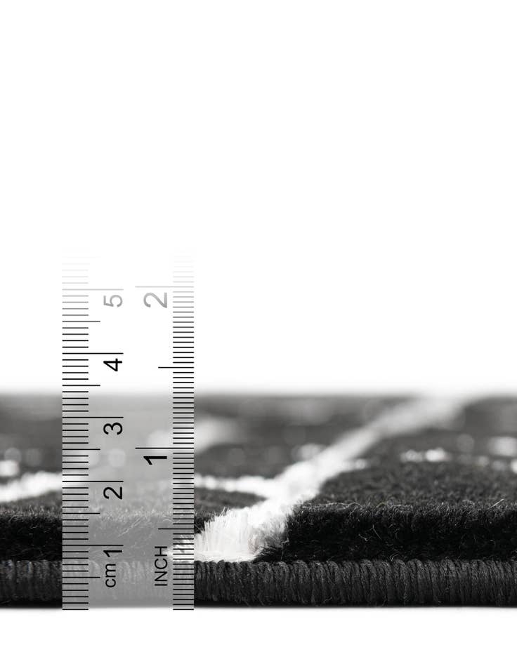 Detail image of 5' 3 x 8' Marilyn Monroe™ Glam Deco Rug