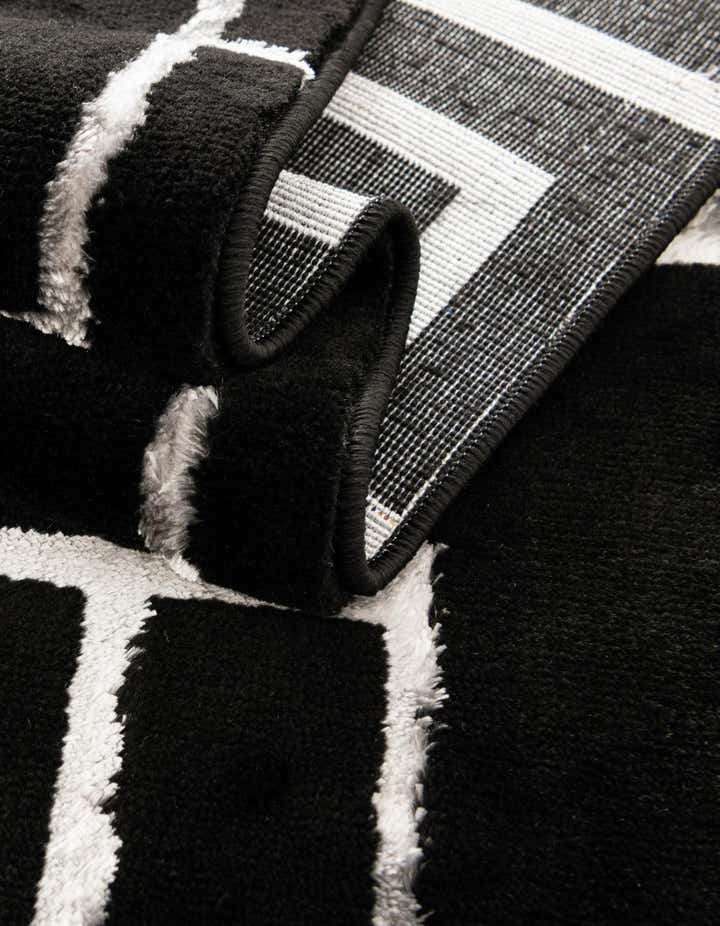 5' 3 x 8' Marilyn Monroe™ Glam Deco Rug