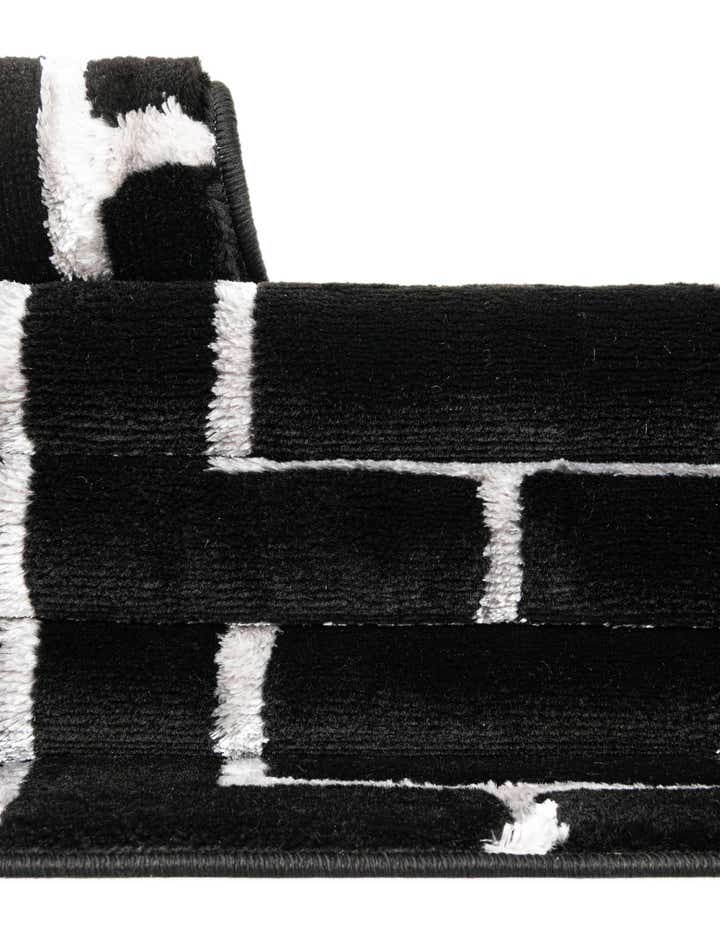 5' 3 x 8' Marilyn Monroe™ Glam Deco Rug