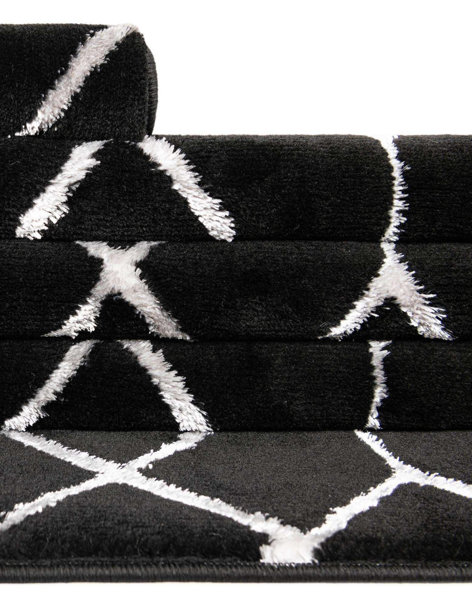 10' x 10' Marilyn Monroe™ Glam Trellis Round Rug