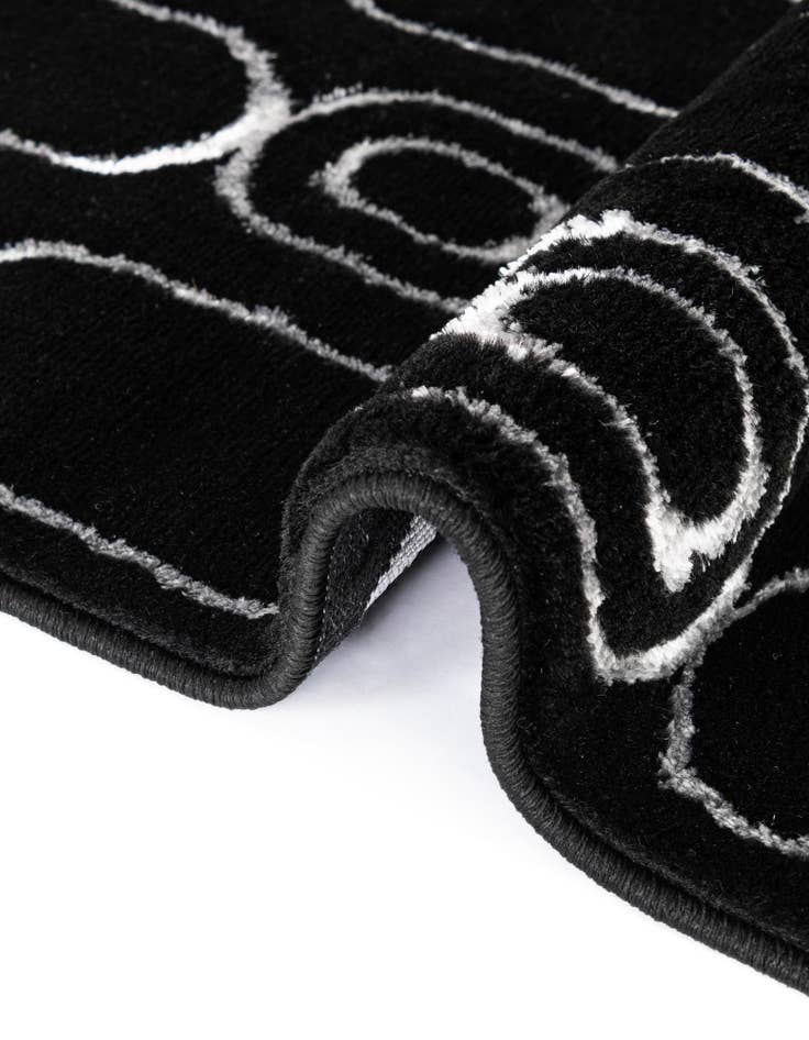 Detail image of 3' x 3' Vogue Geo Round Rug